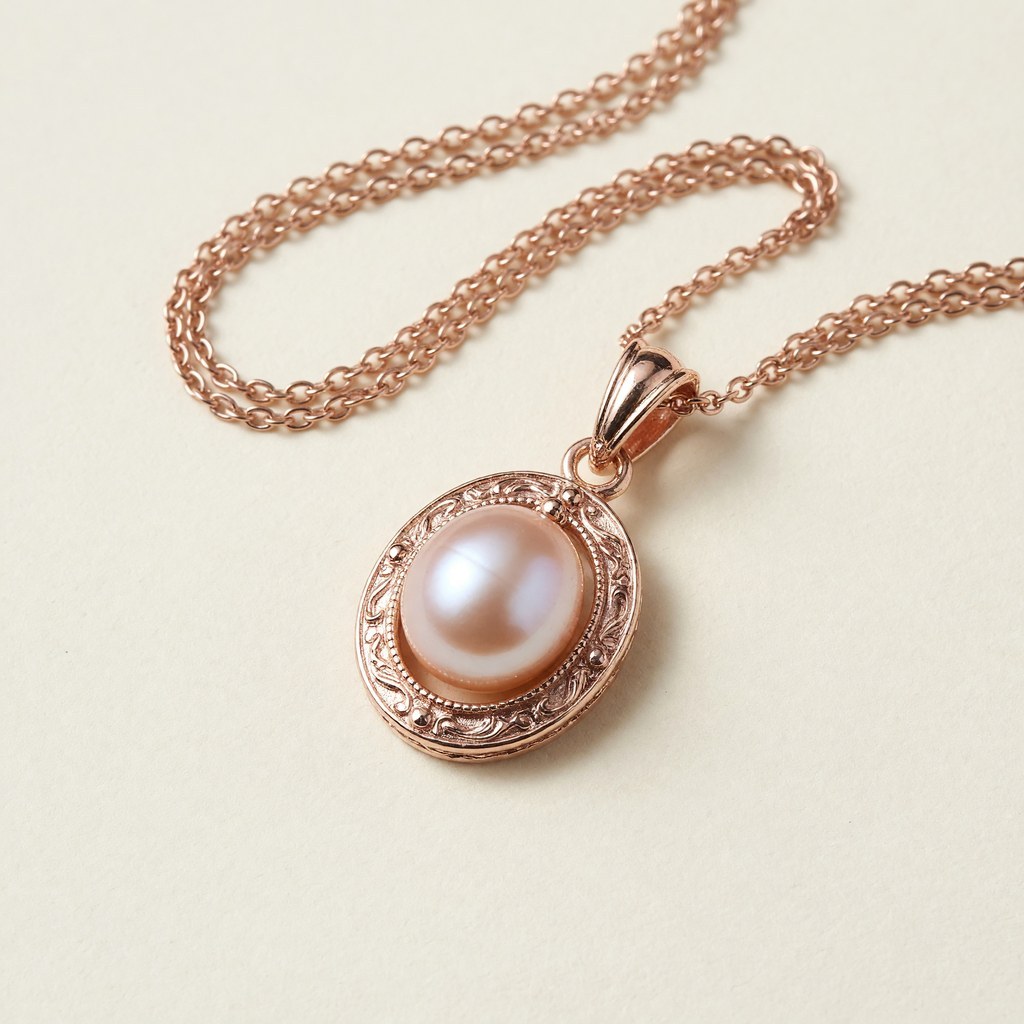 Blush Pearl Pendant